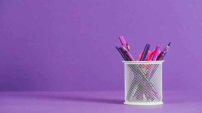 Graveeritud ja trükitud pliiatsite võrdlus - kumba valida oma ettevõtte jaoks?