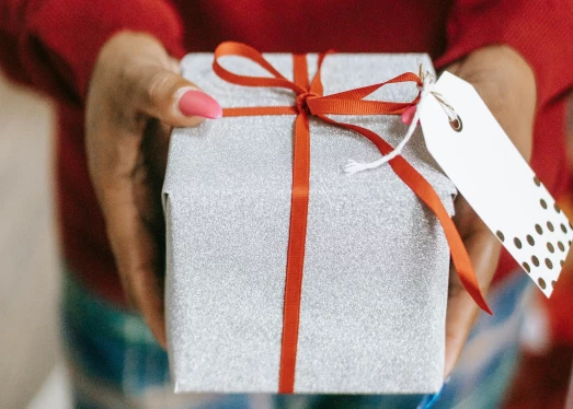 Milliseid kingitusi töötajatele jõuludeks valida?