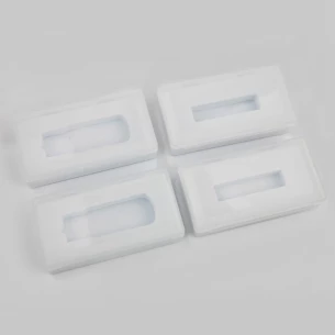 Plastikust mälupulga kast