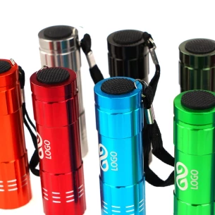 LED-tulestik - must