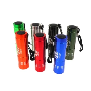 LED-tulestik - must